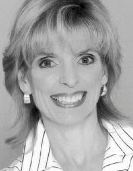 Read more about the article Lynne Hellmer